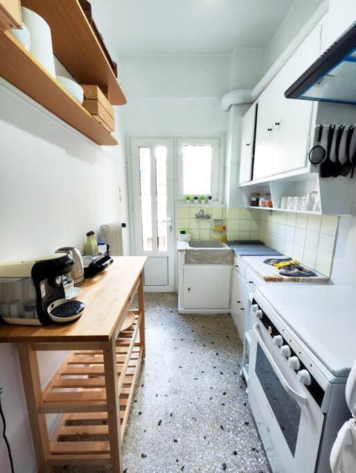 Chic Urban Retreat Steps From Museum Of Cont. Art! Apartment *